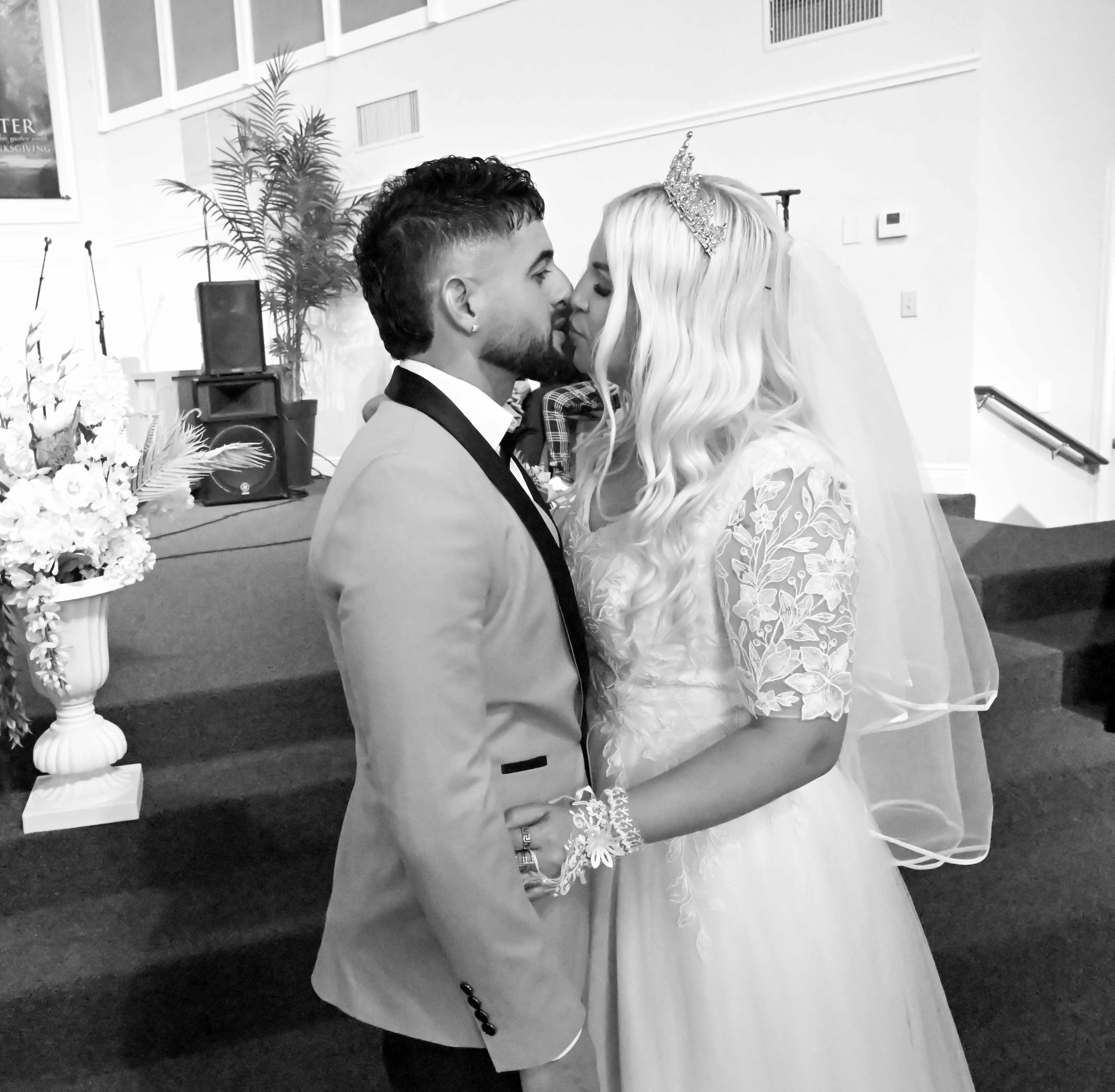 Bride and groom moment, SWFL wedding photographer