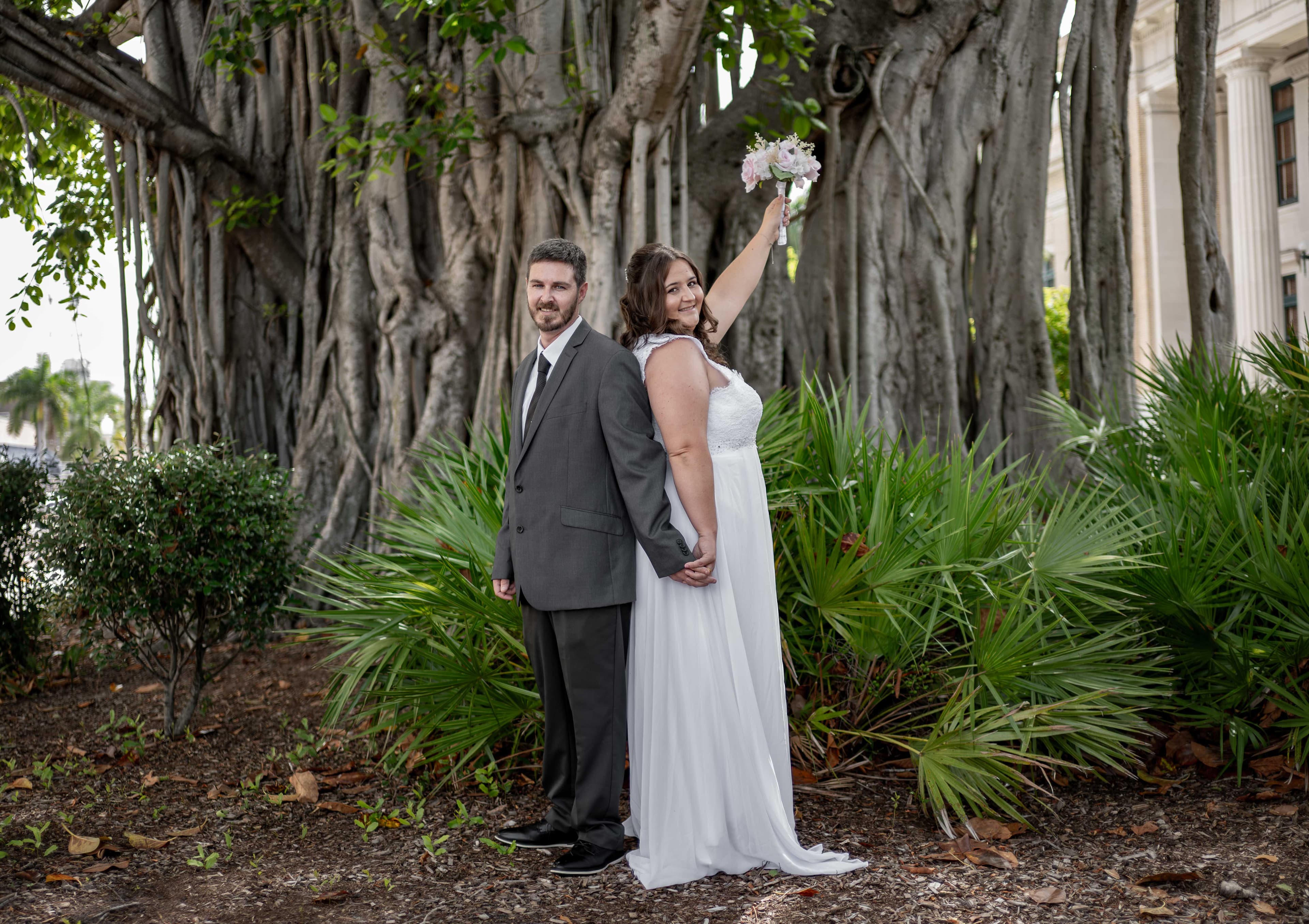 Wedding day candid, Naples wedding photography